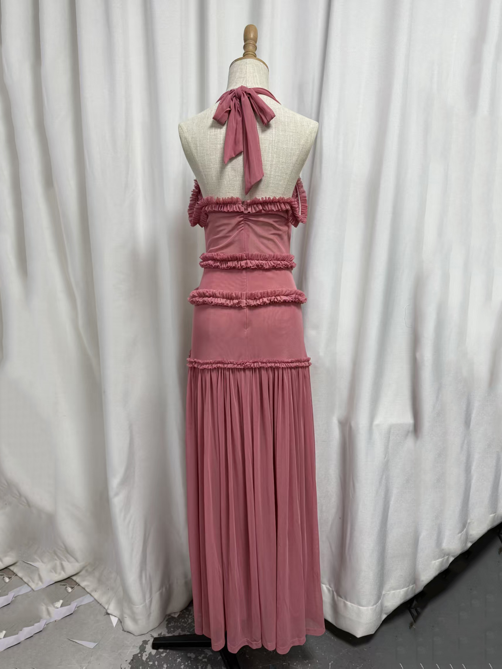 TWOTWINSTYLE Off Shoulder Spliced Ruffles High Waist Design Dress