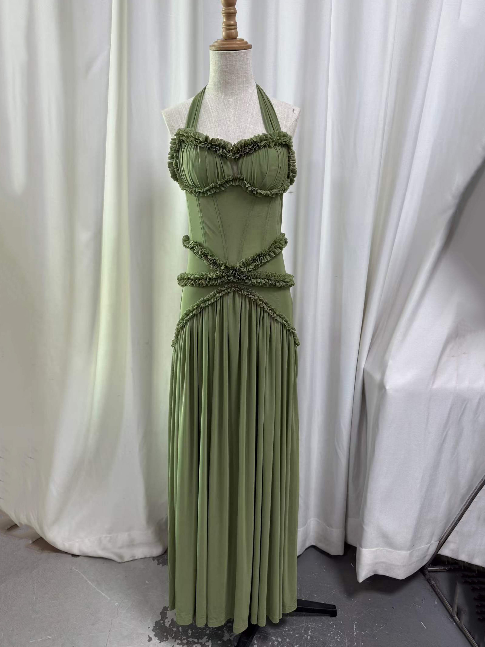 TWOTWINSTYLE Off Shoulder Spliced Ruffles High Waist Design Dress