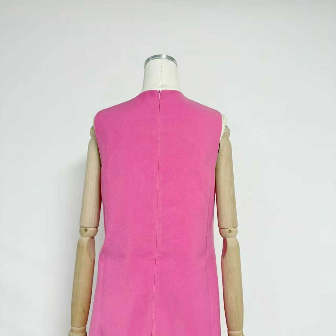 TWOTWINSTYLE Round Neck Sleeveless Patchwork Appliques Chic Dress