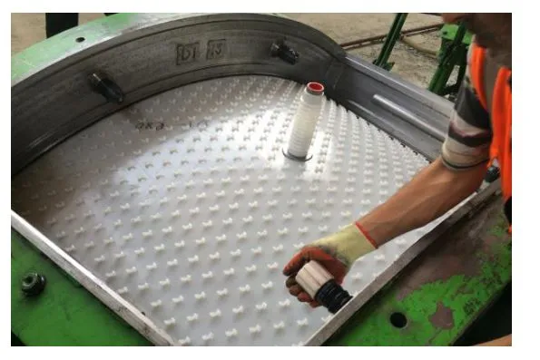 HDPE anchor lining sheet application in concrete tunnel construction