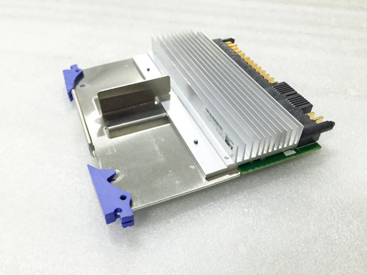 00E7160 VRB004-030G IBM Processor VRM Voltage Regulator Module 8205-E6C 8205-E6D