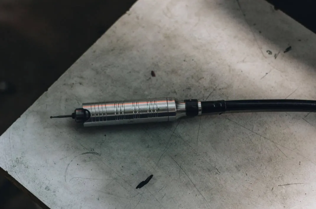 What is the Difference Between a Flex Shaft and a Micromotor?