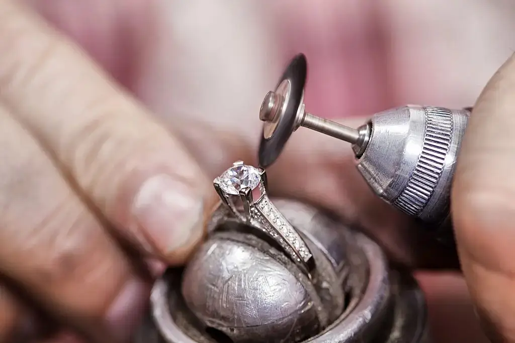 jewelry grinding and polishing