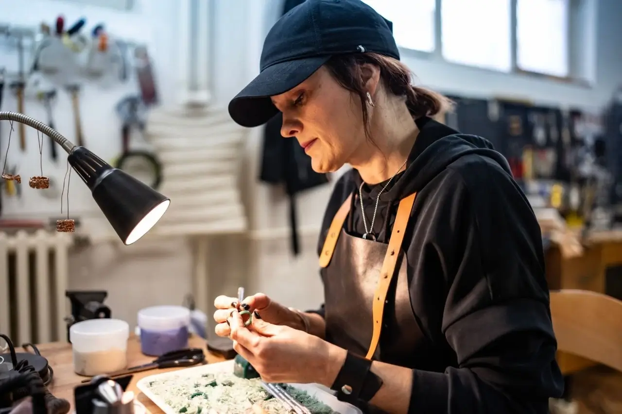 Jewelry Micromotor vs. Rotary Tool: Which One Should You Choose?