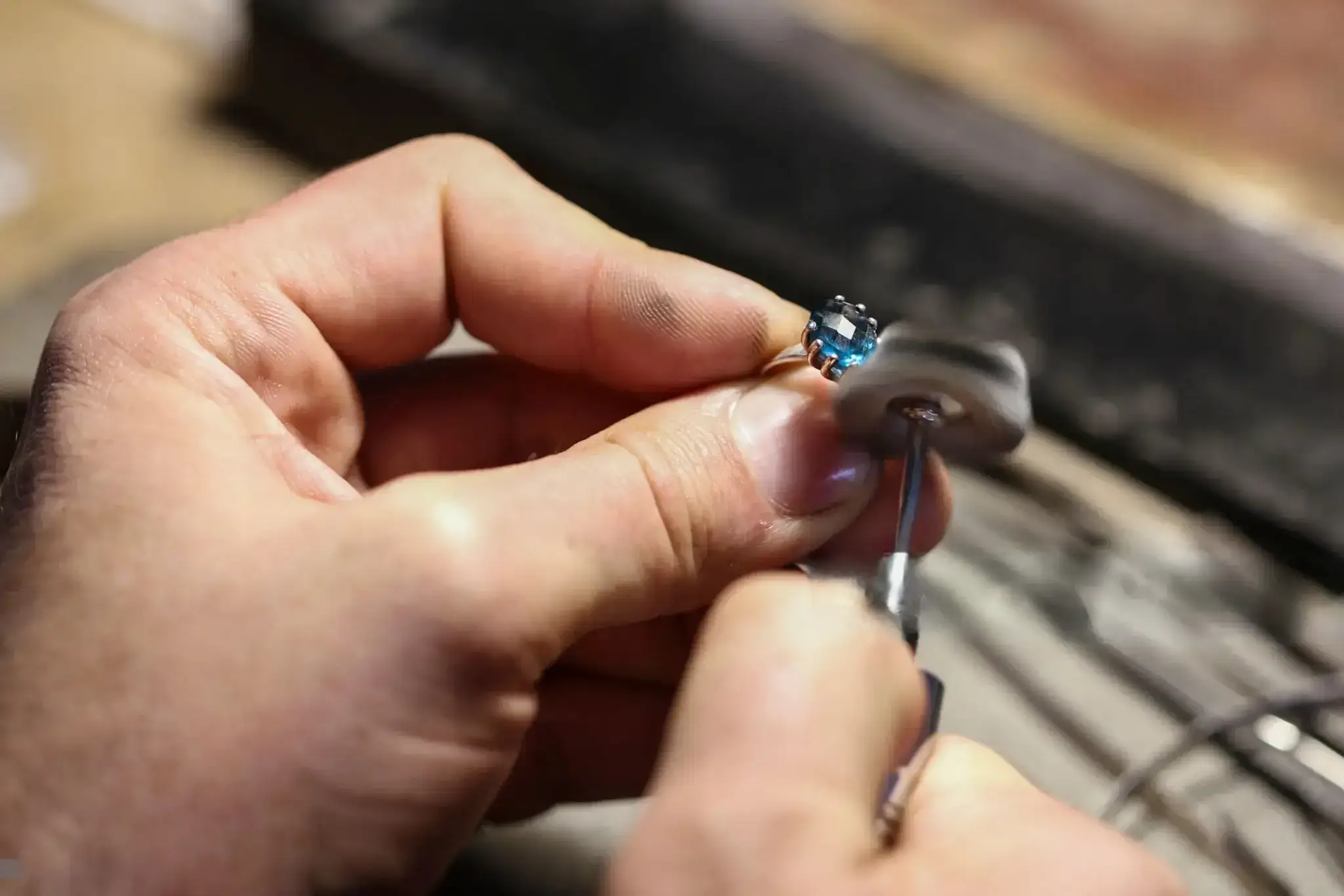 Why a Brushless Micromotor Is Better for Jewelry