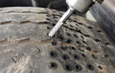 The Test of Tire Drill Bit