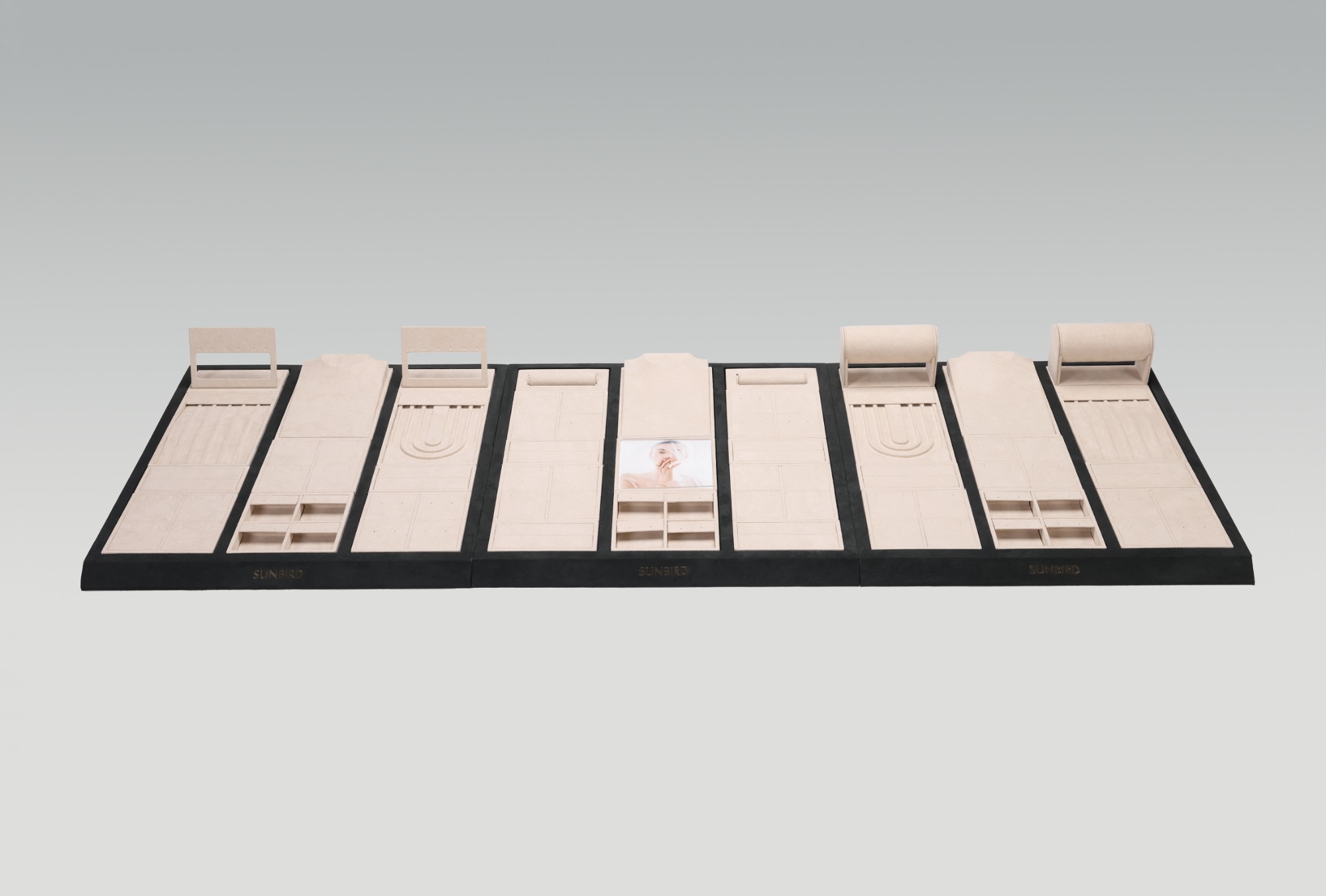 PG26002 2026 Jewelry Display Factory Direct Supply USA Market Modular Jewelry Display High-End Jewelry Counter Display Stand