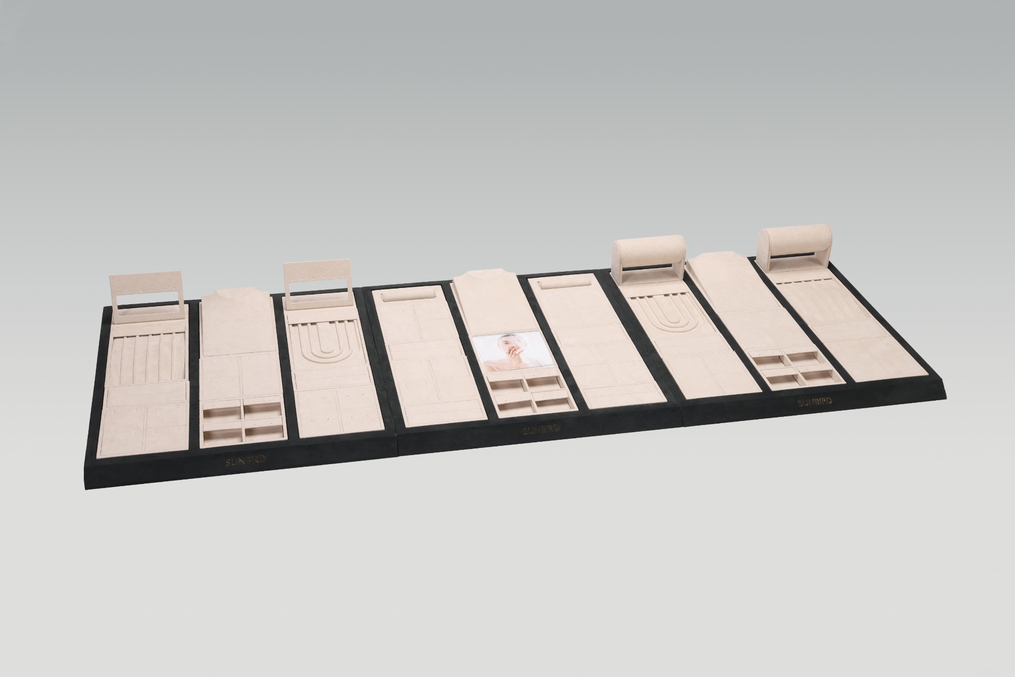 PG26002 2026 Jewelry Display Factory Direct Supply USA Market Modular Jewelry Display High-End Jewelry Counter Display Stand