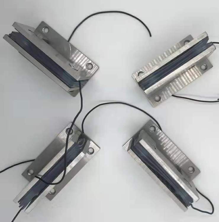 Hinge for smart glass door