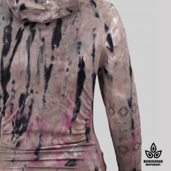 Tie-Dye Strechy Top with A Hood and Embroideris on Sleeves