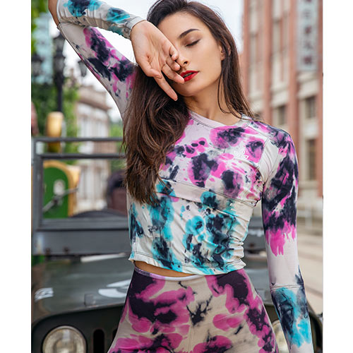 Graffiti Tie-Dye Stretchy Round-Neck Top with Cut at Elbows