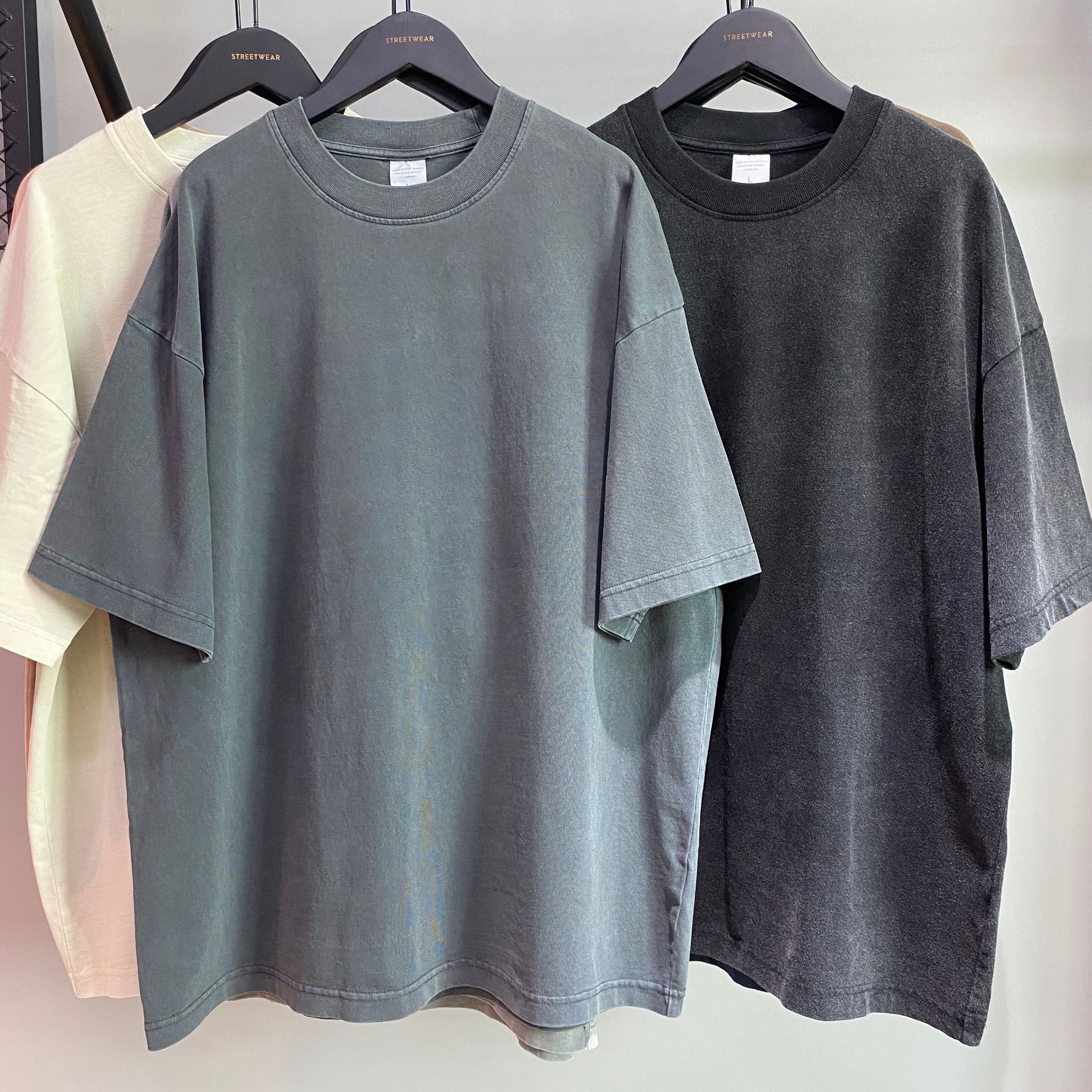 Oversized Unisex Heavyweight Drop Shoulder Vintage Washed T-Shirt