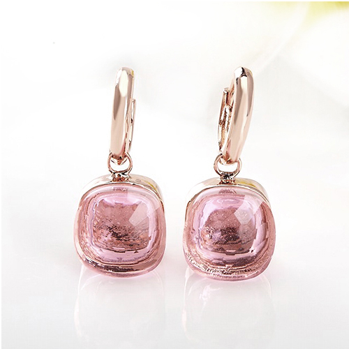 LLATO NUDO ™ EARRINGS IN ROSE GOLD WITH WINE TOPAZ