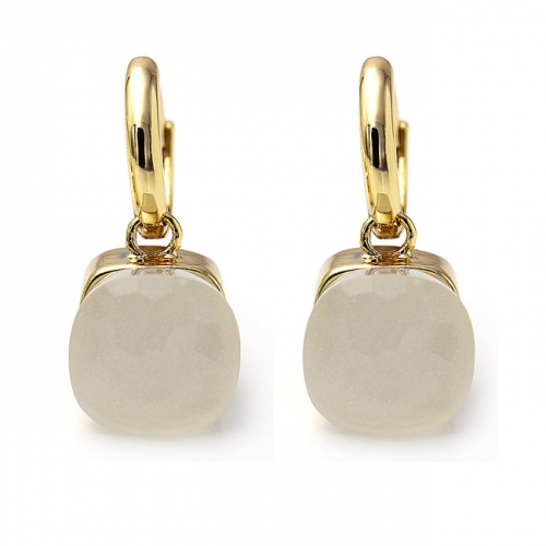 LLATO NUDO ™ EARRINGS IN 18k GOLD WITH WHITE JADE