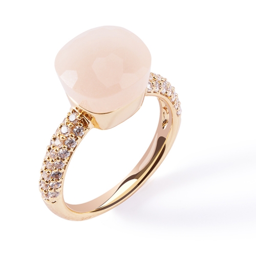 LLATO NUDO ™ Classic Ring in rose gold with light pink quartz and diamonds best gift for women