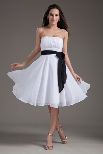 Knee Length White Empire Waist Chiffon  Dresses