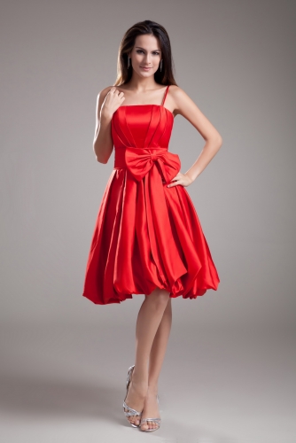 Short Pleated Red Satin Bridesmaid Dresses with Sash