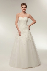 A Line Sleeveless Sweetheart Tulle Wedding Dress with Lace