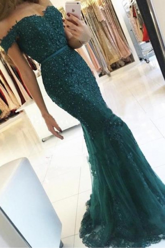 Mermaid Emerald Green Off Shoulder Lace Prom Dress