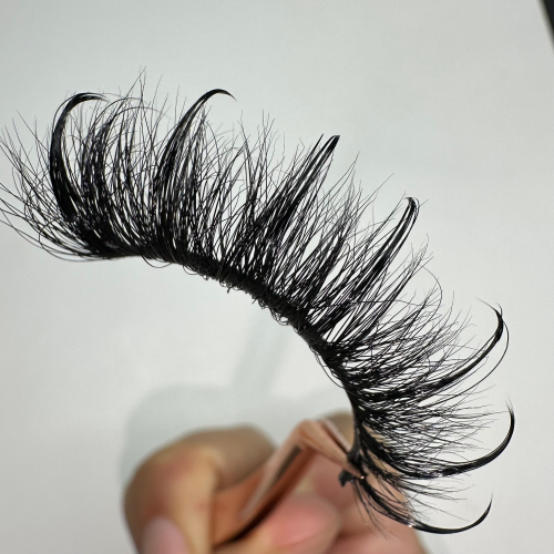 INSPIRING 20MM FAIRYTAIL MINK LASHES