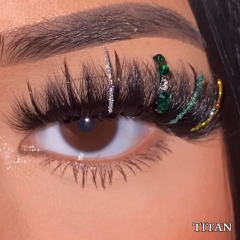Titan (20mm Glitter Lashes)