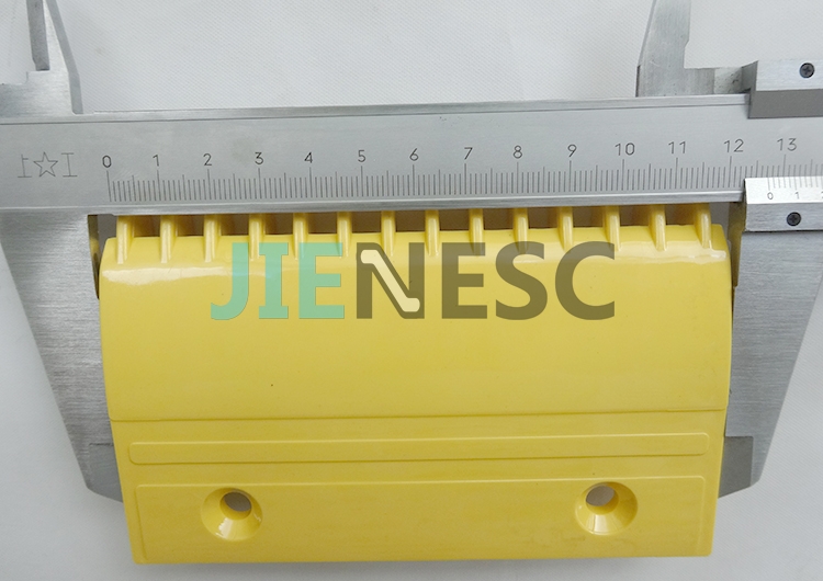 HS013B578 YS013B578 yellow escalator comb plate for 