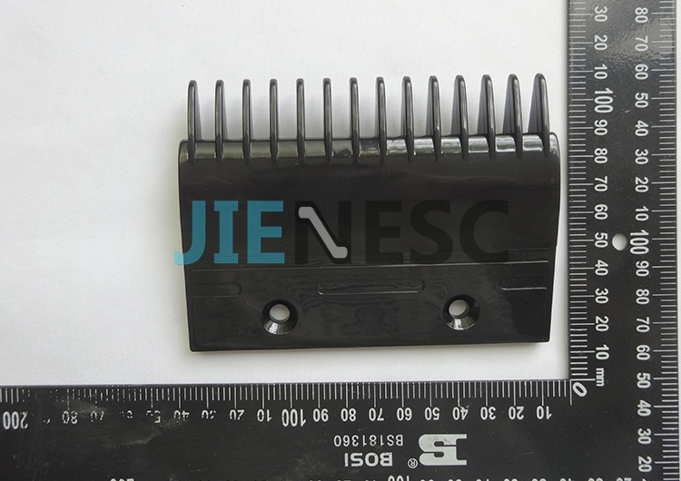 YS017B313 black color escalator comb plate for 