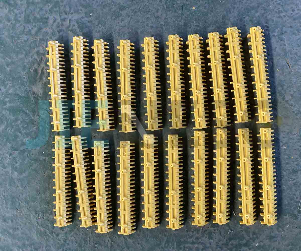 GAA455BX3 Escalator Step Demarcation Insert 20T