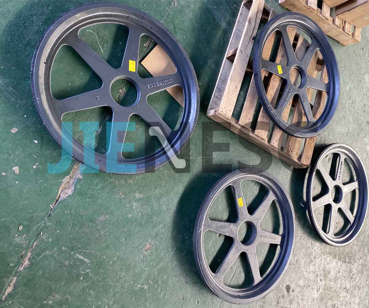 DEE4001093 escalator handrail wheel for 
