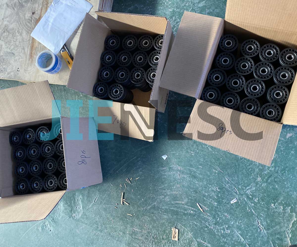 DEE4008754 escalator step roller 75*23.5mm for