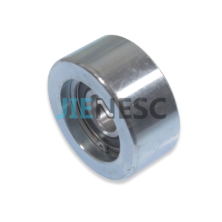 4J6K1036P001  TM140 Escalator Guide Roller