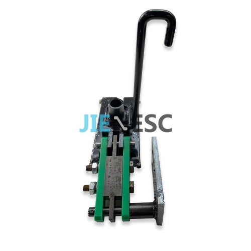 1701737400 escalator broken chain device for  24b-2 chain