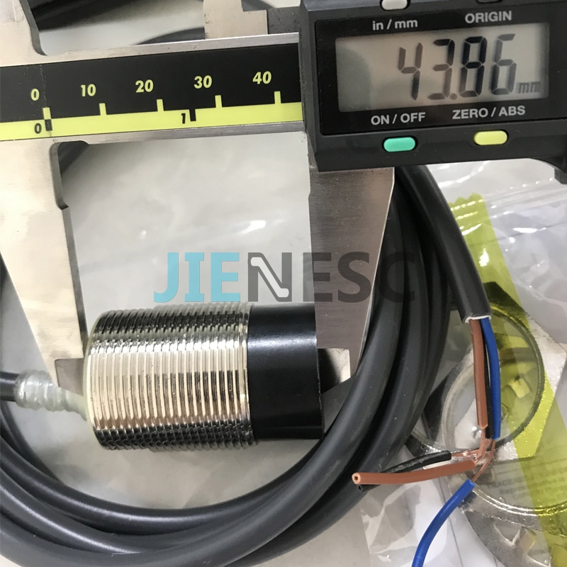 E2A-M30KN20-WP-C1 Escalator Proximity Switch in stock