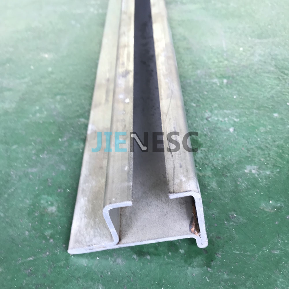 DAA50NQW1-3000 Escalator Step Guide Rail from factory