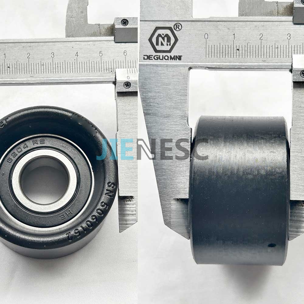 KM5060152 Escalator Roller