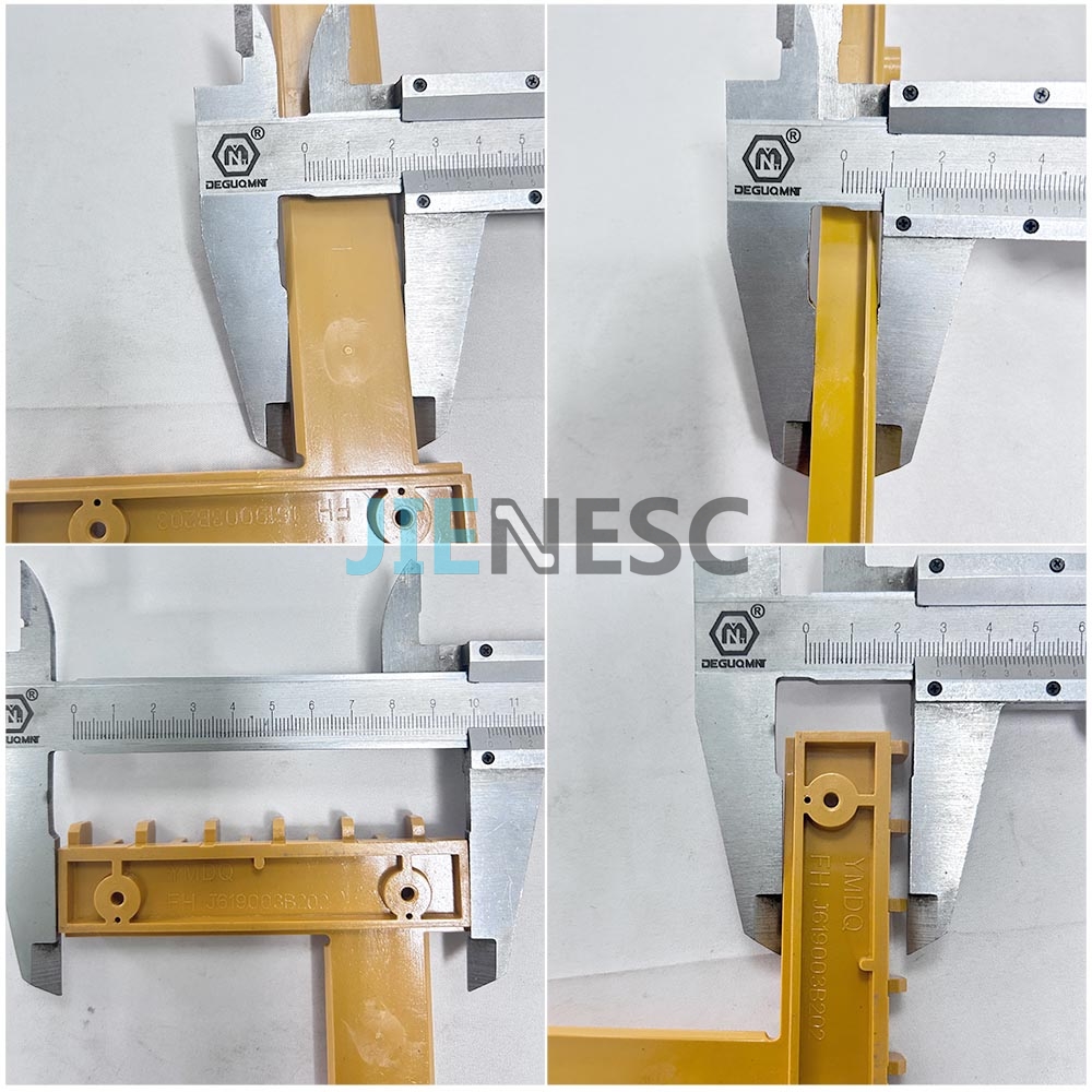 J619003B202 Escalator Step Demarcation From Factory