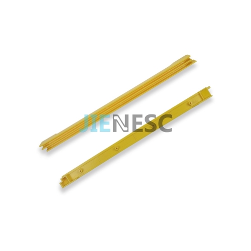 DSA2001530-LH Escalator step demarcation from factory