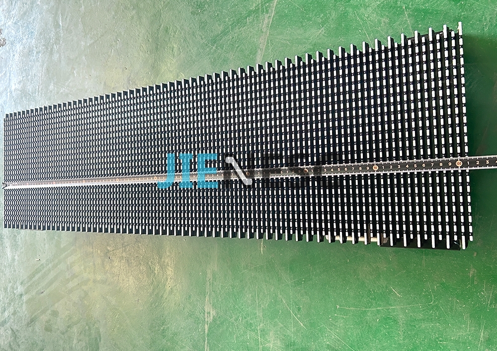 GAA26340C230 1000mm 606NCT Travelator Pallet from factory