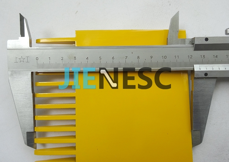 50630512 50644847 Travelator Comb Plate MID RHS Yellow 22T From Factory