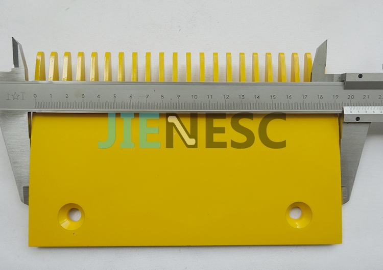 50630512 50644847 Travelator Comb Plate MID RHS Yellow 22T From Factory