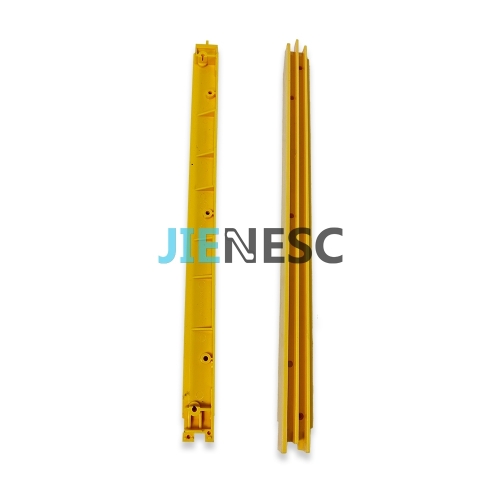 L57332119A Escalator Step Demarcation LHS Yellow From Factory
