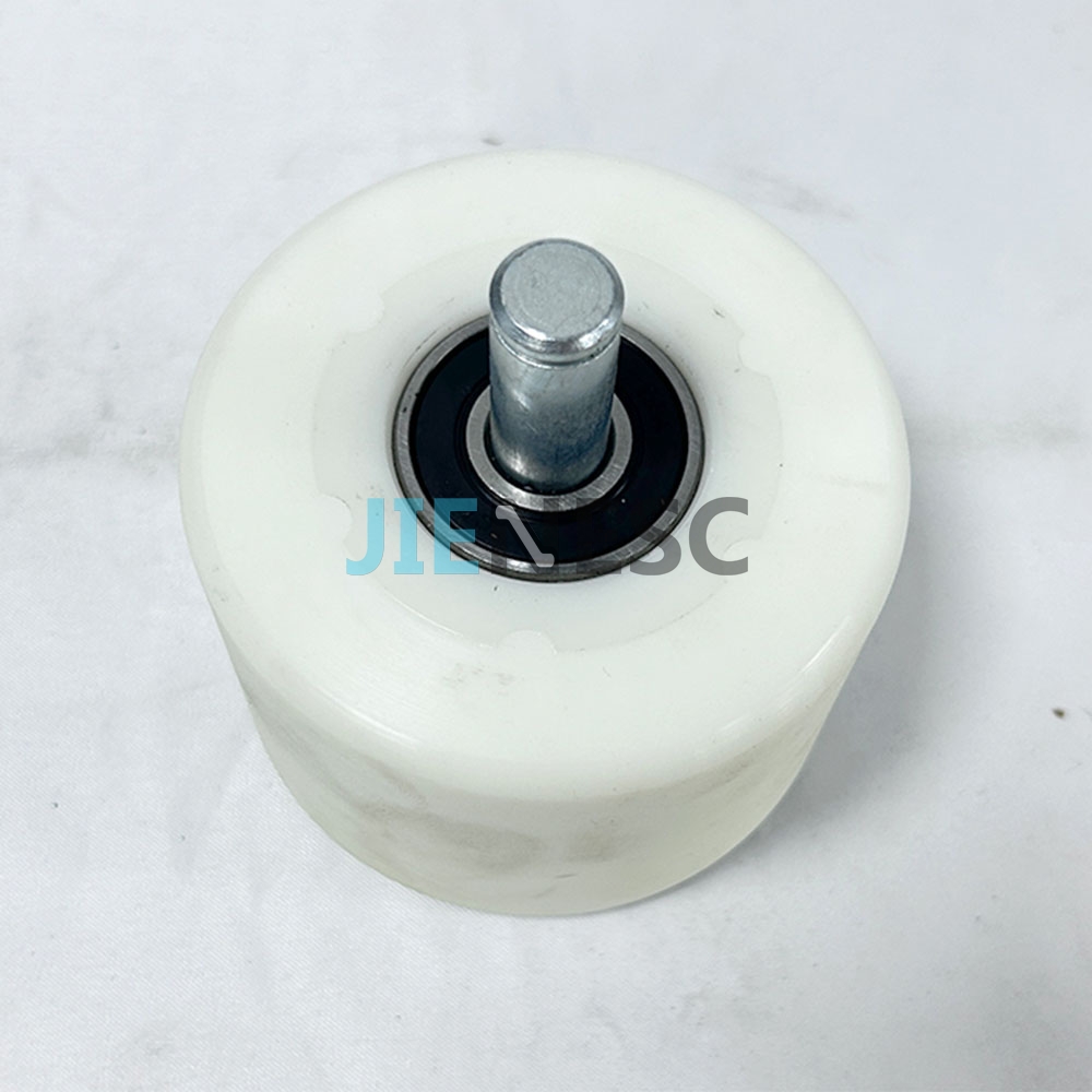 GAA456CX4 Escalator handrail roller