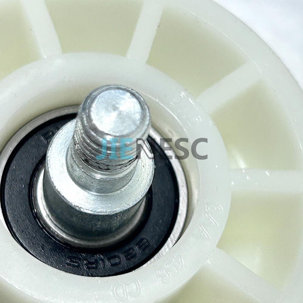 GAA456CD4 Escalator drive support roller