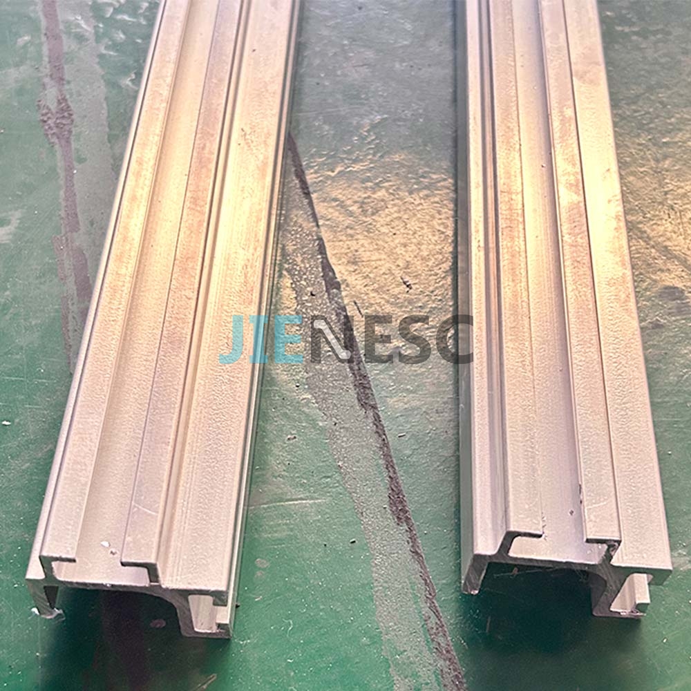KM5100784H01 Escalator Guide Rail From Factory