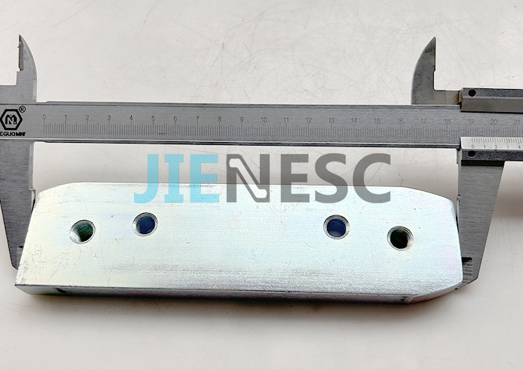 50662135 50647431 Escalator Step Guide from factory