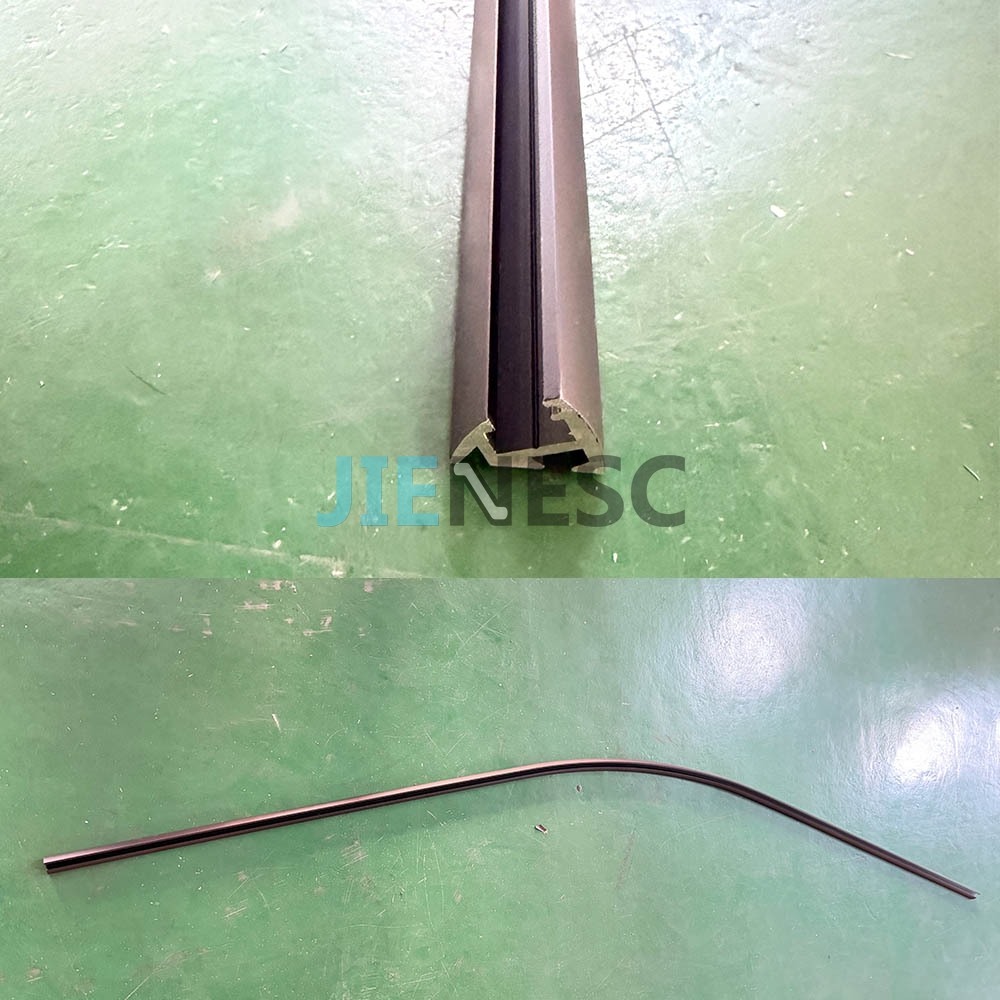 KM51516176H01 Escalator Skirt Brush Curved Section