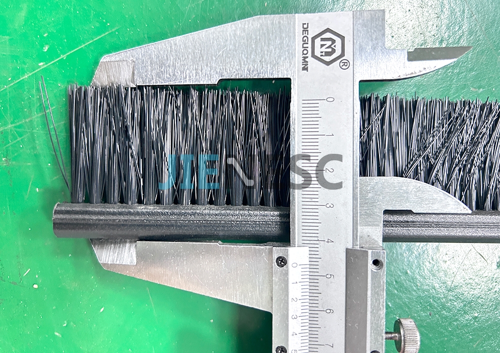 50595940 Escalator Skirt Brush From Factory