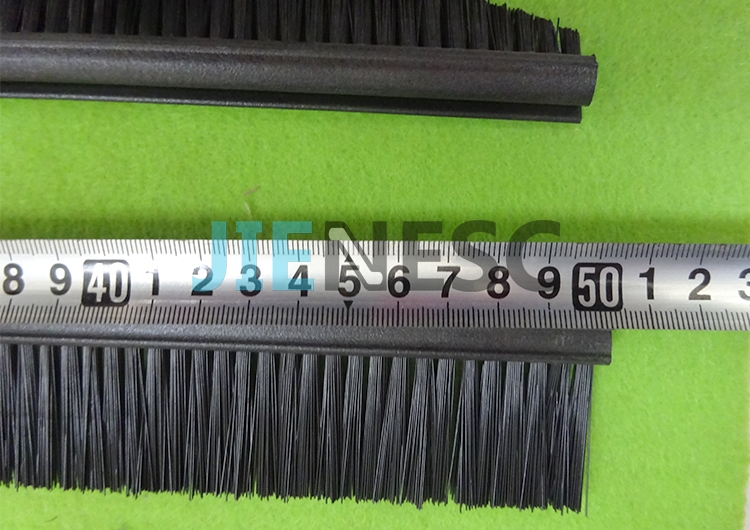 50595942 Escalator Skirt Brush From Factory