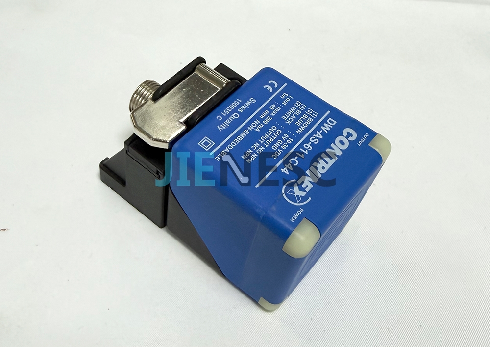 DW-AS-611-C44 CONTRINEX Sensor