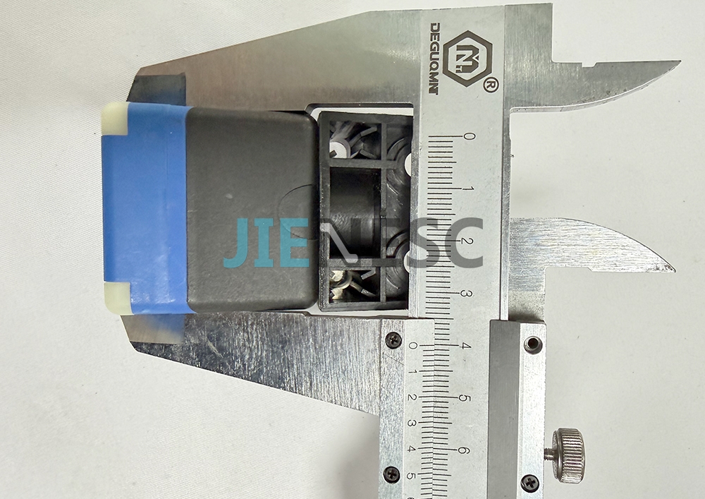 DW-AS-611-C44 CONTRINEX Sensor